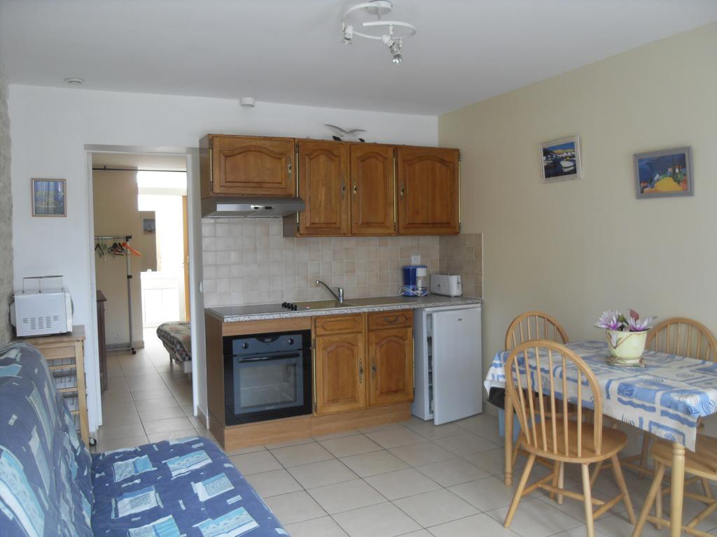 Maison En Pierre Apartment Port-en-Bessin-Huppain Phòng bức ảnh